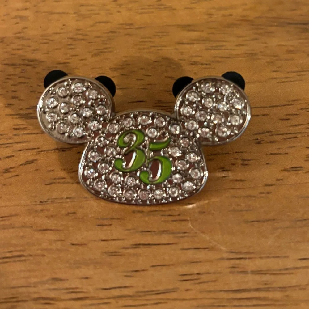 Walt Disney 35th Anniversary Jeweled Mickey Mouse Ear Hat 2006 Collectib…